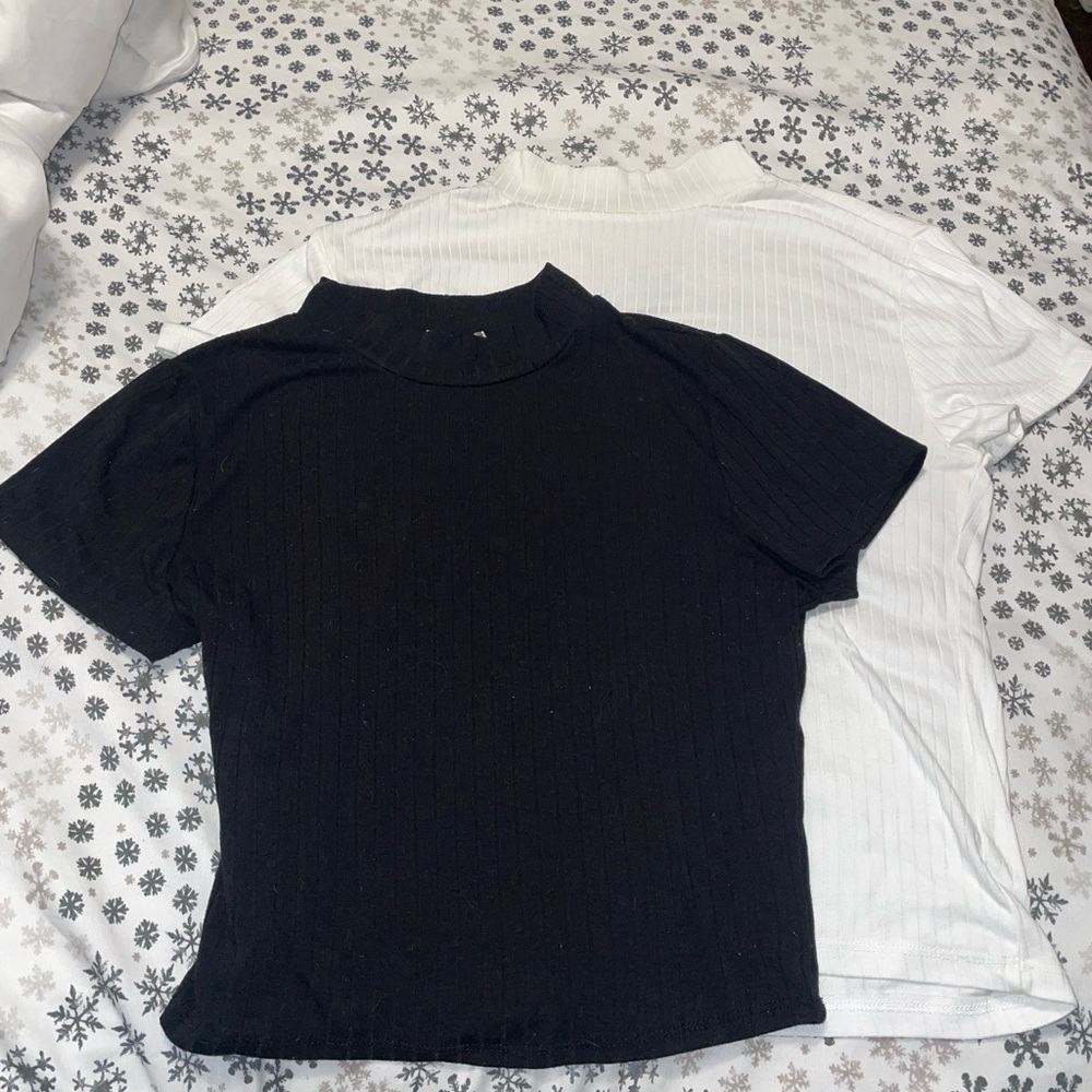 🖤🤍 Half Turtleneck Tops 🤍🖤